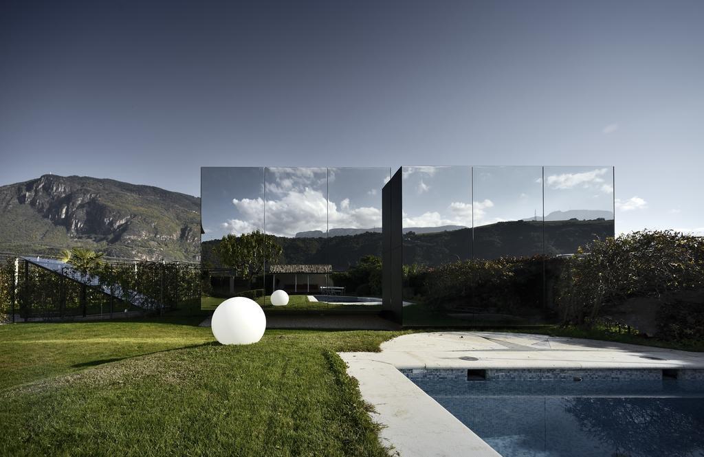 Ferienhaus Mirror